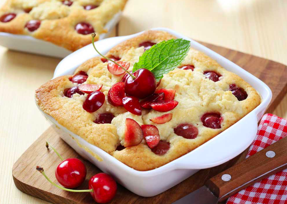 Десерт из вишни: рецепт желейного галетного сласти