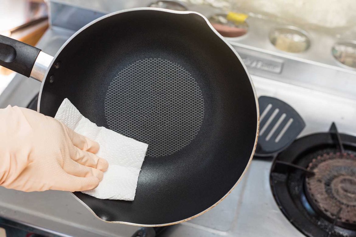 Причины образования нагара на сковороде