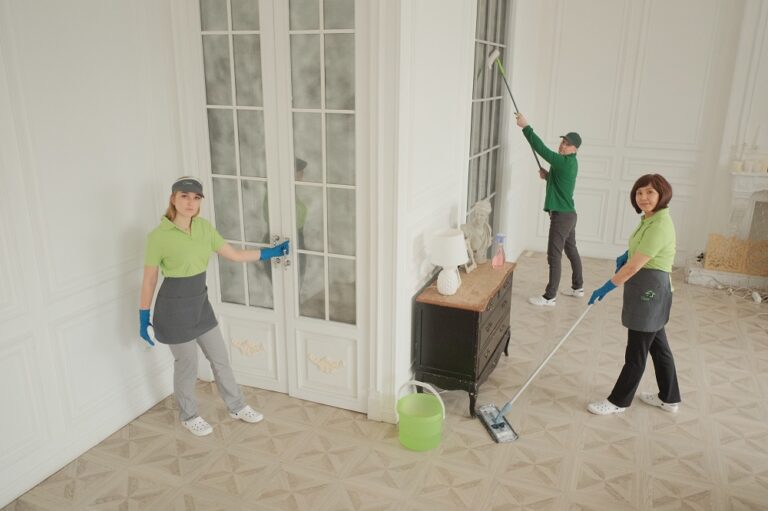 Уберите ковры и ковровые покрытия